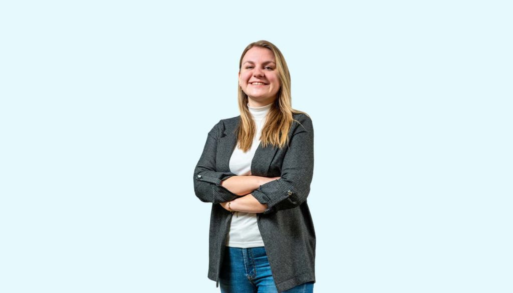 romy blauw achtergrond